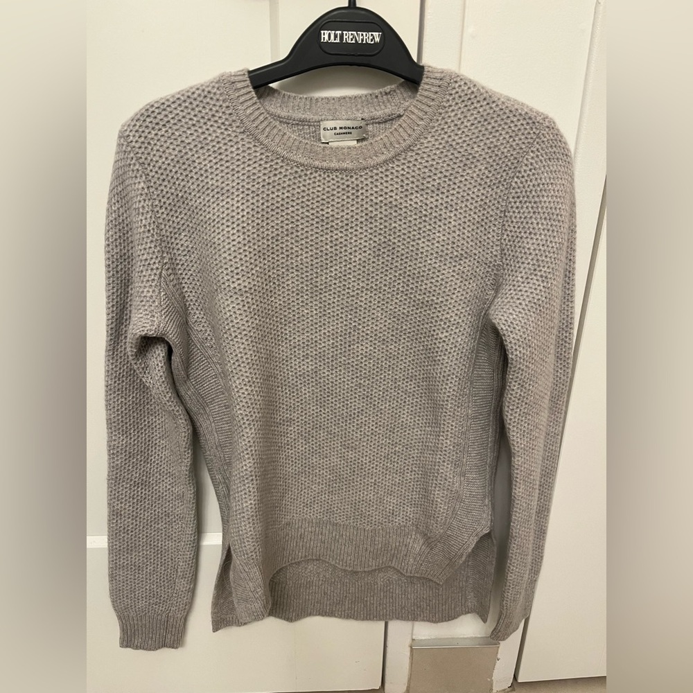 Club Monaco Light Gray Cashmere Sweater